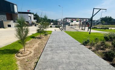 Terreno En Venta En Los Robles Residencial