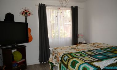 CASA EN VENTA / 3 DORM-2BAÑOS / PRECIOSO JARDÍN