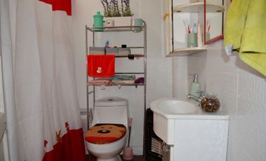 CASA EN VENTA / 3 DORM-2BAÑOS / PRECIOSO JARDÍN