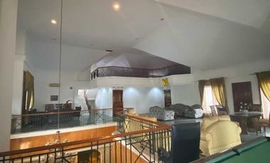 RUMAH MEWAH 2 LANTAI