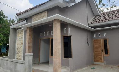 Rumah Baru Selatan Godean Yogyakarta