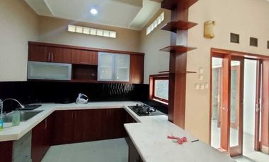Sewa Rumah Mekar Wangi siap huni