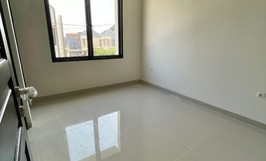 Rumah Siap Huni Dua Lantai Di Pamulang