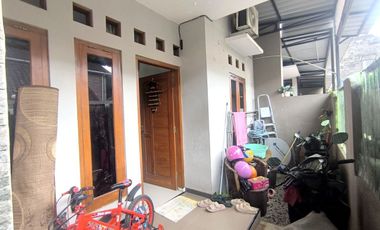 Rumah Bagus Nyaman di Mini Cluster Kadipiro Dekat UNISRI