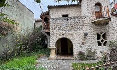 Casa en Arriendo en Sector Residencial de Ñuñoa