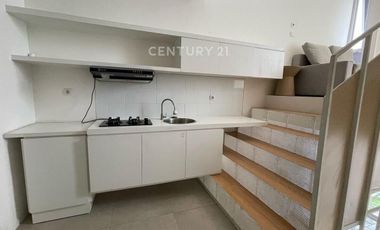 Dijual Brandnew Flathouse Semi Furnished Di BSD