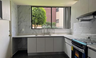 renta casa en condominio remodelada en lomas del sol