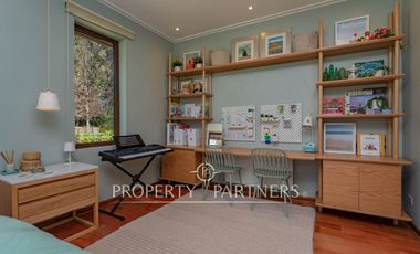 Casa estilo chileno con gran terreno y quincho en Calera de Tango