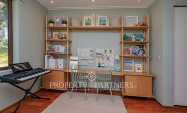 Casa estilo chileno con gran terreno y quincho en Calera de Tango