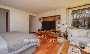 Casa estilo chileno con gran terreno y quincho en Calera de Tango