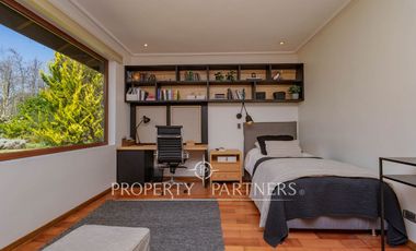 Casa estilo chileno con gran terreno y quincho en Calera de Tango