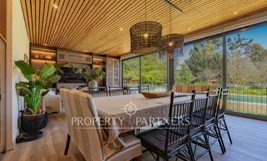 Casa estilo chileno con gran terreno y quincho en Calera de Tango