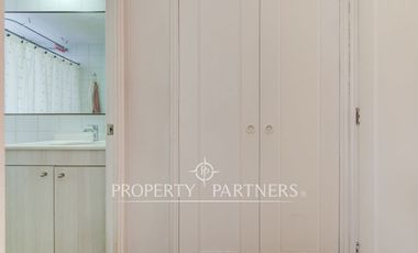 Luminoso y cómodo departamento con una ubicación privilegiada en Providencia.