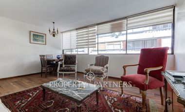 Luminoso y cómodo departamento con una ubicación privilegiada en Providencia.