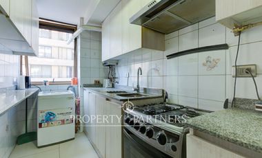 Luminoso y cómodo departamento con una ubicación privilegiada en Providencia.