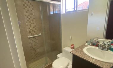 Conocoto en Venta Casa 2 Plantas sector El Dean