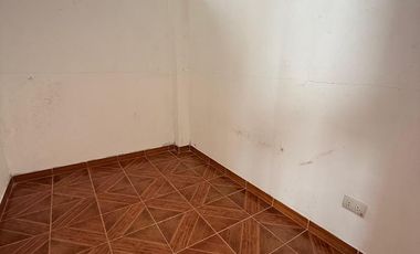 Casa Familiar frente a Parque en la urbanización Los Cedros — Chorrillos