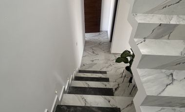 Venta de casa 2 Habitaciones al norte de la Cuidad de Mérida con piscina