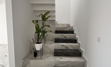 Venta de casa 2 Habitaciones al norte de la Cuidad de Mérida con piscina