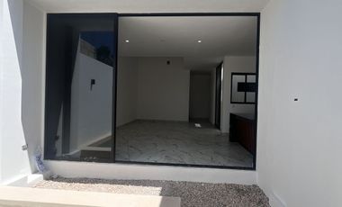 Venta de casa 2 Habitaciones al norte de la Cuidad de Mérida con piscina