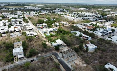 Venta de casa 2 Habitaciones al norte de la Cuidad de Mérida con piscina