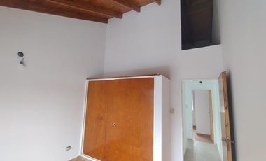 DÚPLEX EN VENTA - RANELAGH- 4 AMBIENTES C/QUINCHO Y GARAGE- USD 70.000