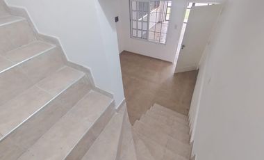 DÚPLEX EN VENTA - RANELAGH- 4 AMBIENTES C/QUINCHO Y GARAGE- USD 70.000