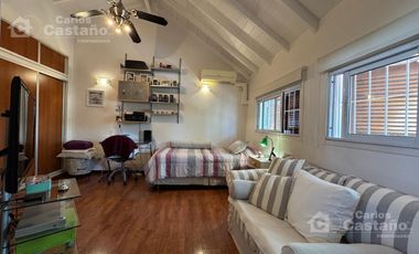 Impecable Casa 5 Amb C/ Jardin y Piscina a 2/C de Av. Maipu.