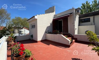 Impecable Casa 5 Amb C/ Jardin y Piscina a 2/C de Av. Maipu.