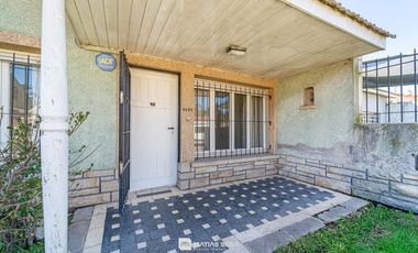 Venta - Casa 4 Ambientes - Garage - Parque - Barrio El Progreso