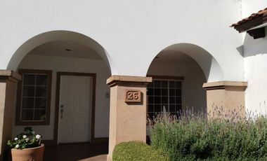 Casa en renta en Los Robles, Lerma. A 20 minutos de Santa Fe