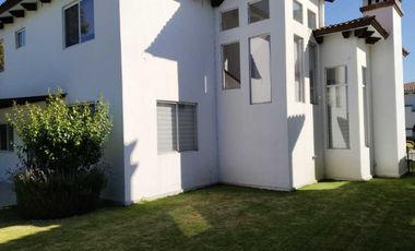 Casa en renta en Los Robles, Lerma. A 20 minutos de Santa Fe