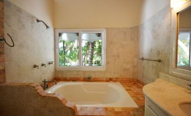 PARAÍSO JUNTO AL MAR