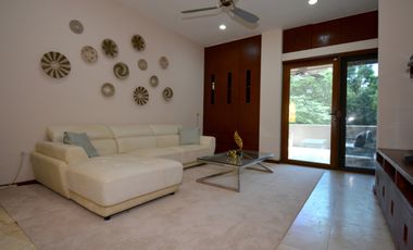 ESPECTACULAR CASA CONTEMPORÁNEA CON IMPRESIONANTE PAISAJISMO