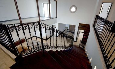 VILLA TRES LEONES FRENTE AL MAR EN PLAYA PARAISO