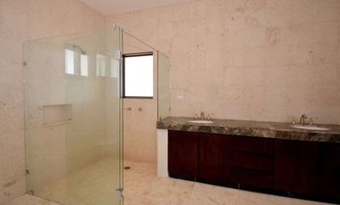 VILLA TRES LEONES FRENTE AL MAR EN PLAYA PARAISO