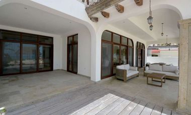 VILLA TRES LEONES FRENTE AL MAR EN PLAYA PARAISO