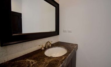 VILLA TRES LEONES FRENTE AL MAR EN PLAYA PARAISO