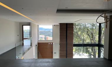 Residencia nueva en venta Rancho San Juan, 4 recámaras