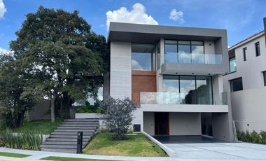 Residencia nueva en venta Rancho San Juan, 4 recámaras