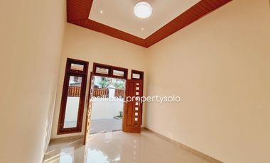 Rumah Mewah 261m² Gress Dekat Fave Manahan Solo