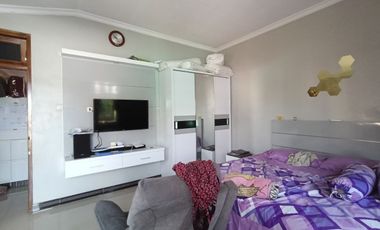 Rumah mewah dan lapangan futsal strategis di Banjarsari solo kota