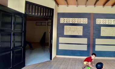 Rumah luas minimalis 227 m2 di tengah kota Solo