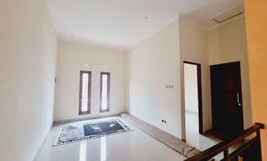 Rumah Cantik Mewah 2lt indent Paulan Colomadu