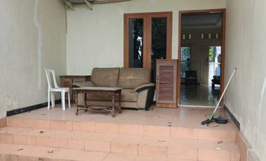 Rumah sewa 2 lantai Cipete utara