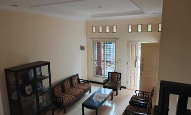 Rumah sewa 2 lantai Cipete utara