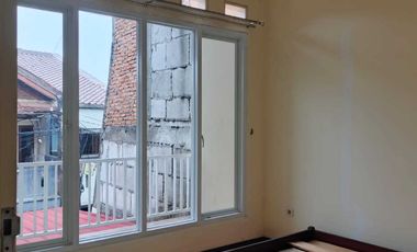 Rumah sewa 2 lantai Cipete utara