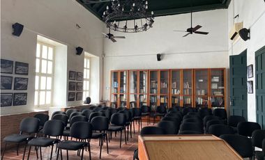 Segrera Mutis arrienda Casa en el Centro