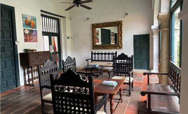 Segrera Mutis arrienda Casa en el Centro