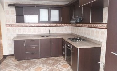 Vendemos Amplia Casa - Corales Pereira